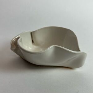 Hilborn Studio Canada Art Pottery Pinch Bowl Candy Dish, Clay, Signed